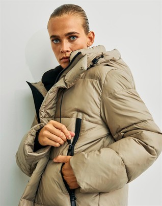 Abby WBL 3/4 Down Jakke